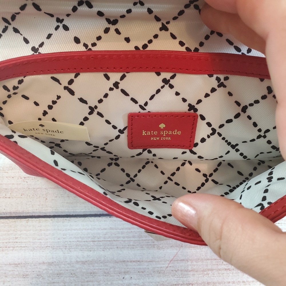 Kate Spade Red Leather Wristlet NWOT - Picture 5 of 7